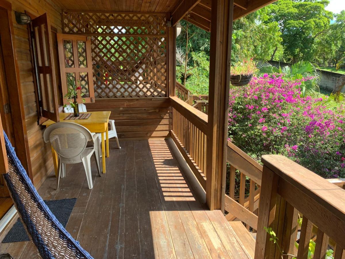 Seabreeze Inn ウェスト・エンド エクステリア 写真
