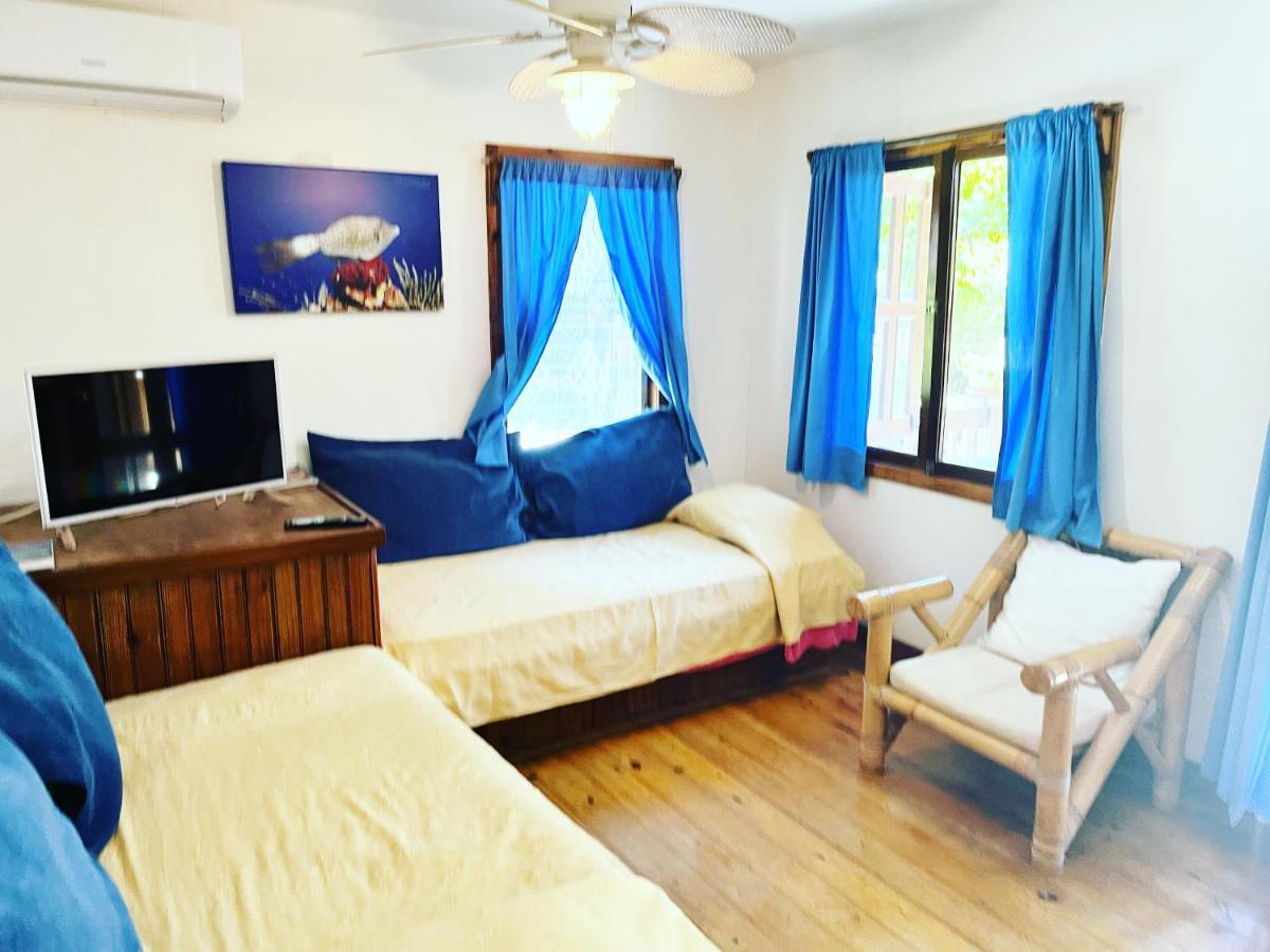 Seabreeze Inn ウェスト・エンド エクステリア 写真