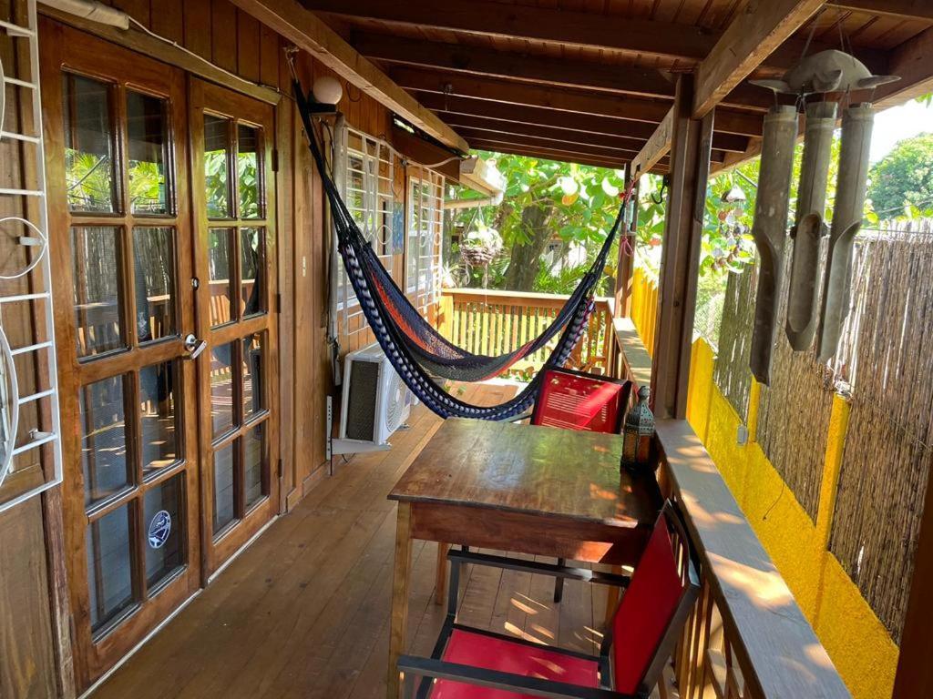 Seabreeze Inn ウェスト・エンド エクステリア 写真